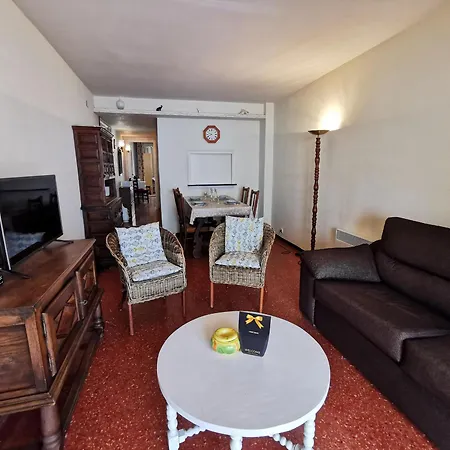 Cosette / Alexandra Mar Magnifico Piso Con Esplendidas Vistas Al Mar, A Pie De La Playa En El Paseo Maritimo De - Es-209-3